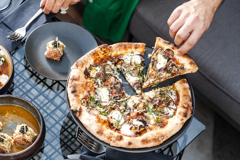 truffle mushroom white pizza